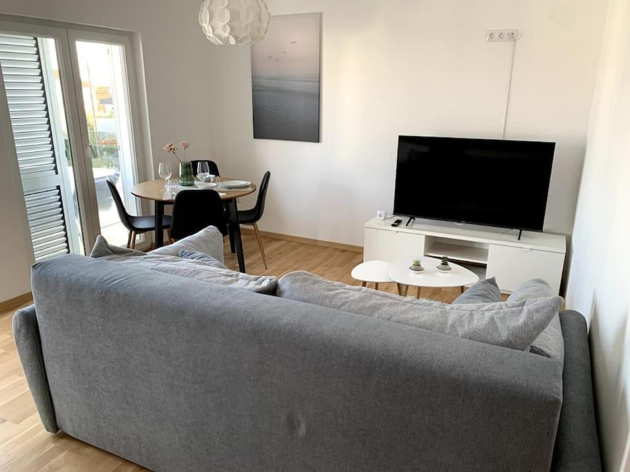 Deluxe Suites Anna Vodice Bagian luar foto