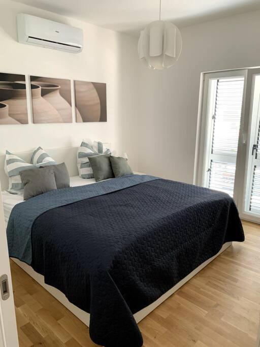 Deluxe Suites Anna Vodice Bagian luar foto