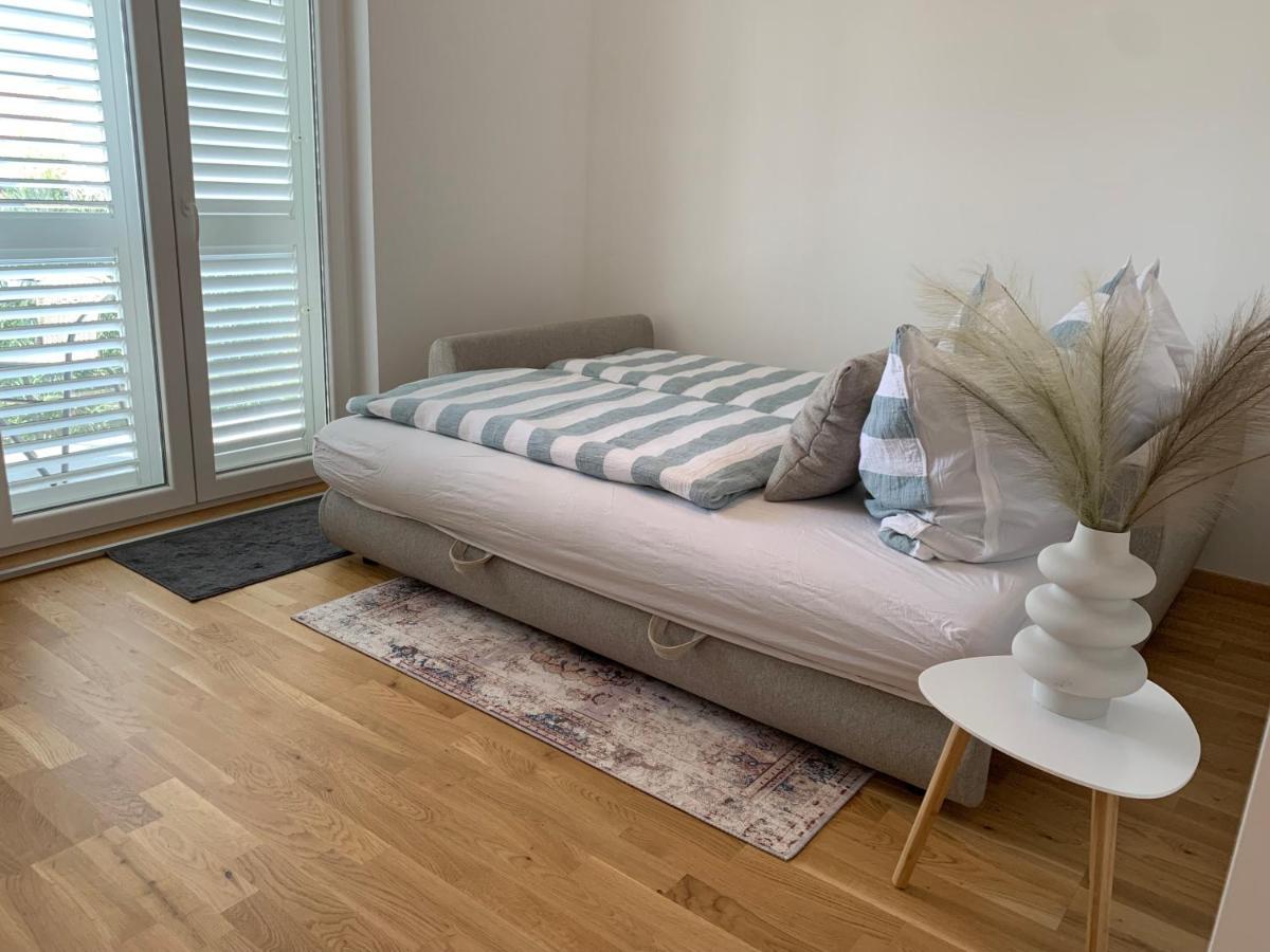 Deluxe Suites Anna Vodice Bagian luar foto